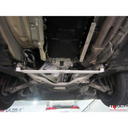 BMW 7-Series F01 08+ UltraRacing 2-Point Front Lower Bar