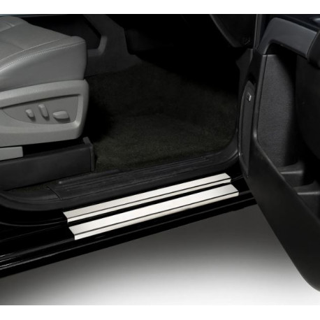 Body kit and visual accessories RACES REAR DECK LID DACIA DUSTER 2010-2023 | races-shop.com