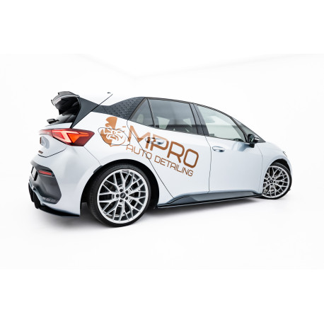 Body kit and visual accessories MAXTON DESIGN Street Pro side skirts diffusers for Cupra Born Mk1, black | races-shop.com