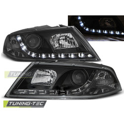 XENON HEADLIGHTS DAYLIGHT BLACK fits SKODA OCTAVIA 2 03.04- 08