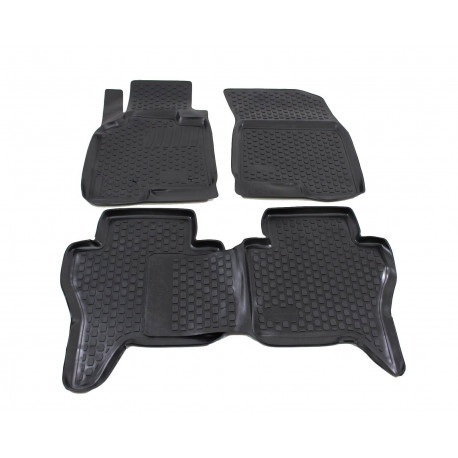 For specific model Rubber car floor mats for MITSUBISHI Pajero IV 2007 -2015 | races-shop.com