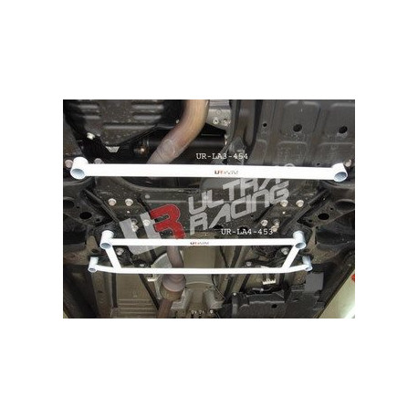 Strutbars Toyota RAV4 2.4 06+ UltraRacing 2-Point Front Lower Tiebar | races-shop.com