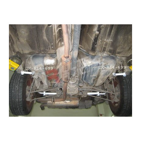 Strutbars Nissan X Trail 01-07 UltraRacing 2x 2-Point Rear Side Bars | races-shop.com