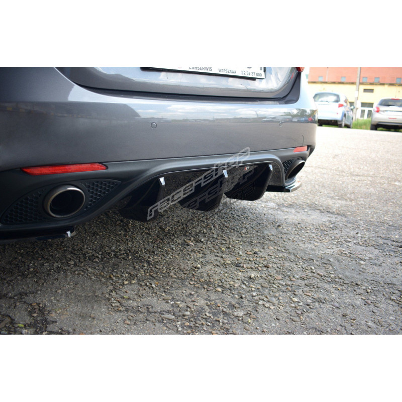 Rear diffuser ALFA ROMEO GIULIA VELOCE | 188,90 € | races-shop.com
