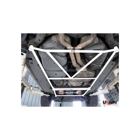 Strutbars VW Touareg 5.0 V10 02+ UltraRacing 4-Point Mid Lower H-Brace | races-shop.com