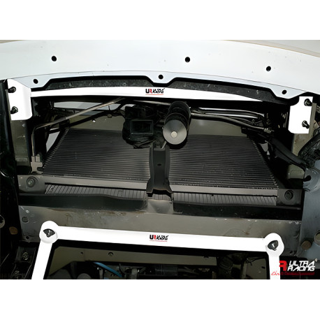 Strutbars ULTRA RACING 2-point front lower brace for Honda S2000 AP1/2 | races-shop.com