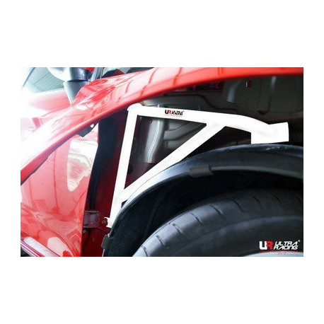 Strutbars Ford Fiesta MK6/7 1.6 08+ UltraRacing 3Point Fender Brackets | races-shop.com