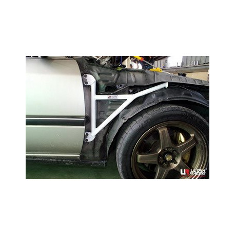 Strutbars Toyota Carina II 87-92 2.0 Ultra-R 3-Point Fender Brackets | races-shop.com