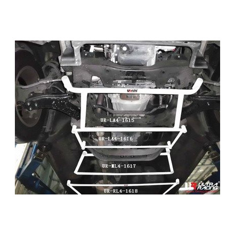 Strutbars Hyundai H1 07+ 2.5D UltraRacing 4-Point Front H-Brace 1615 | races-shop.com