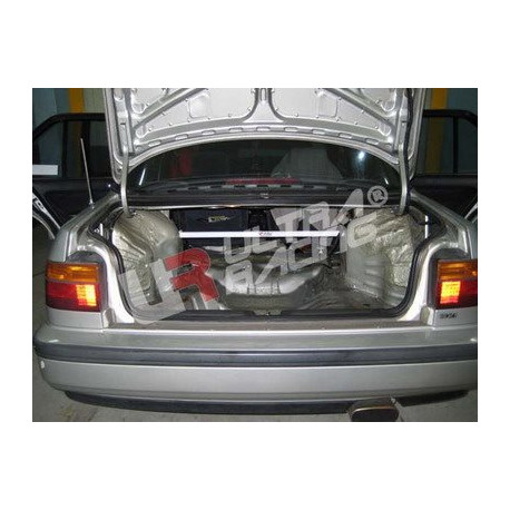 Strutbars Honda Accord 90-93 UltraRacing 2-Point Rear Upper Strutbar | races-shop.com